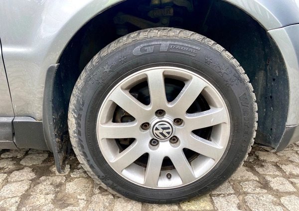Volkswagen Passat cena 10300 przebieg: 364000, rok produkcji 2003 z Krzeszowice małe 254